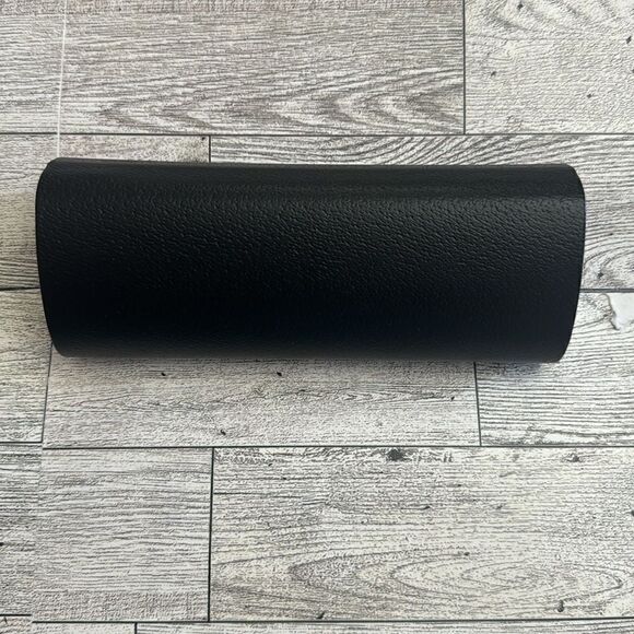 Burberry Glasses Hard Case EUC - Picture 2 of 10